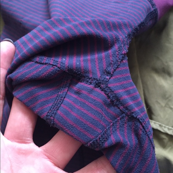 Lululemon purple leggings - Picture 4 of 4